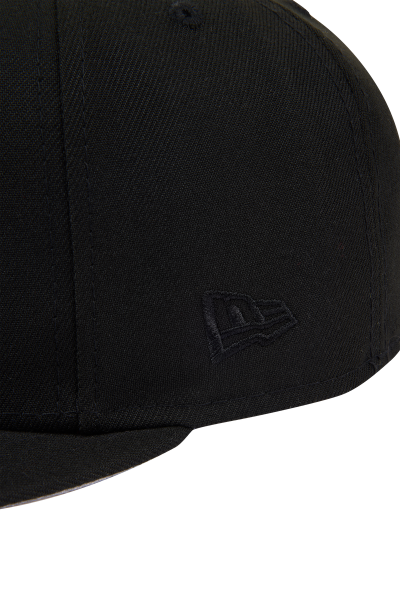 Syna x New Era 59FIFTY Fitted Cap - Blackout