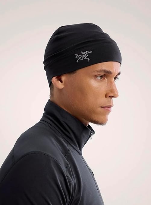 Arc'teryx Rho Beanie - Lightweight Toque Wool Hat, Warm & Breathable Winter Skull Cap for Hiking, Running, Skiing, Outdoor Sports, Black