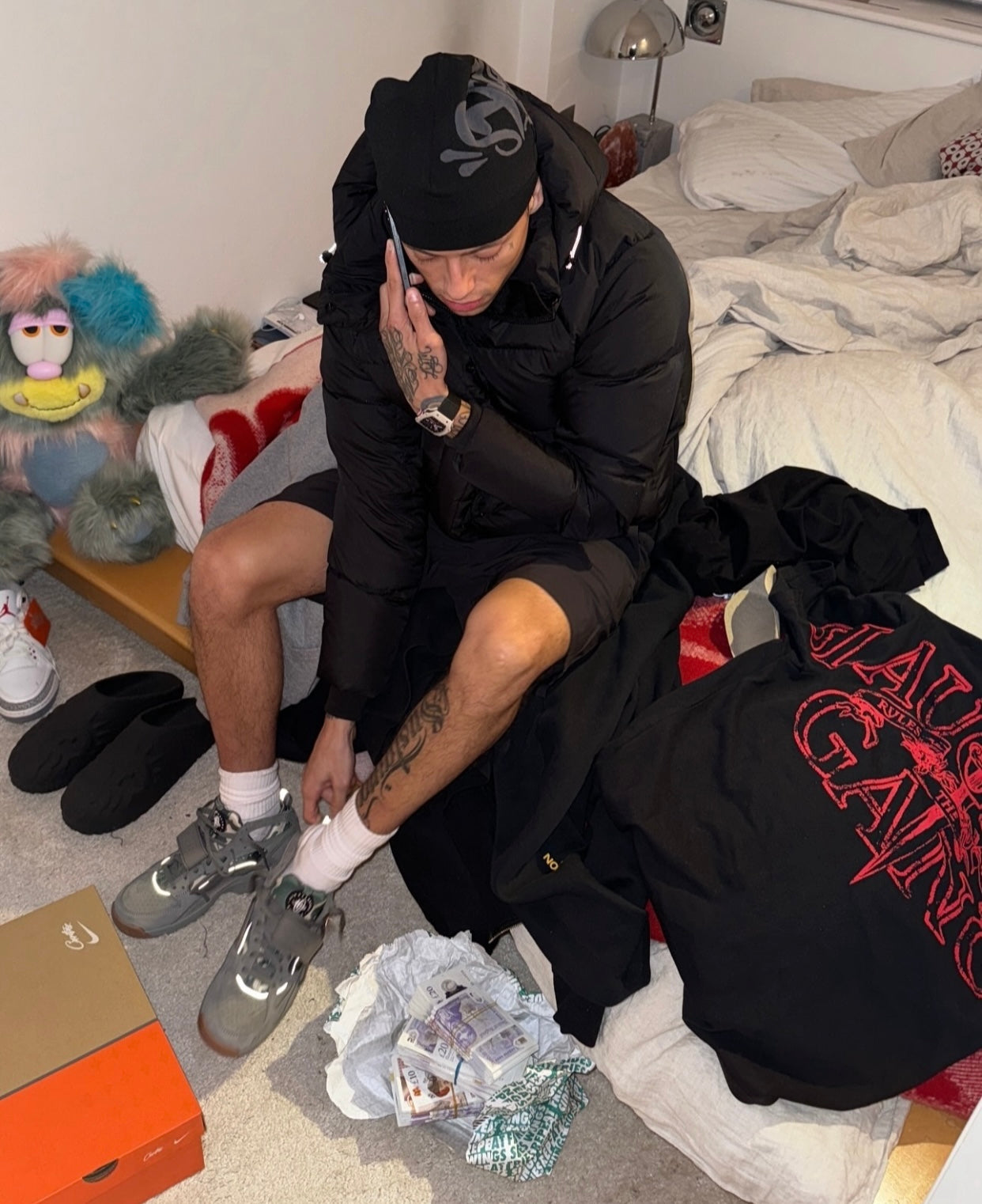 New Season Original SYNA world skully CAP, Central Cee Beanie Hat - Black & Grey